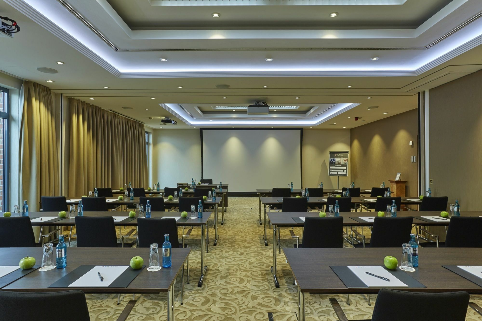 H4 Hotel Hannover Messe Laatzen Екстериор снимка